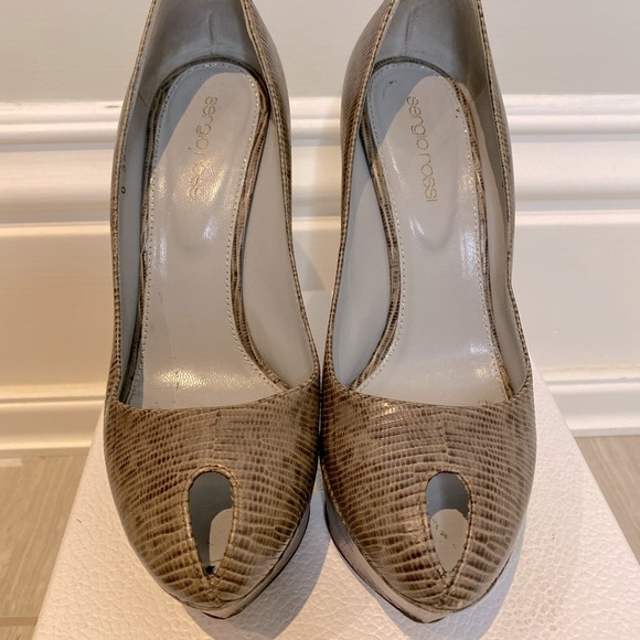 Sergio Rossi Peep Toe Pumps - Picture 2 of 5